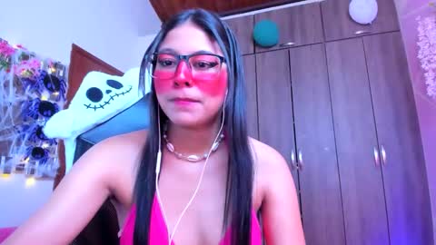 XALLYSONX online show from October 21, 1:16 pm