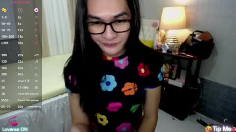 xasiantrnaslover online show from December 16, 1:57 am