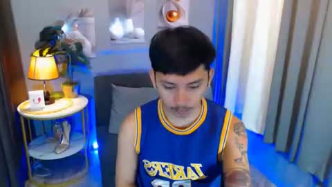 Charlie online show from April 10, 8:41 am