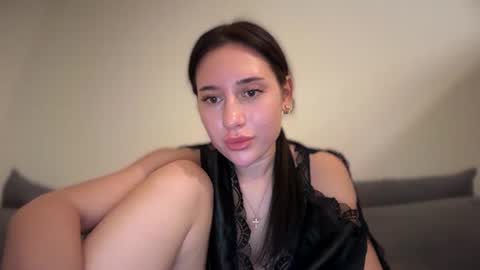 XCuteXbunny online show from October 27, 9:04 pm