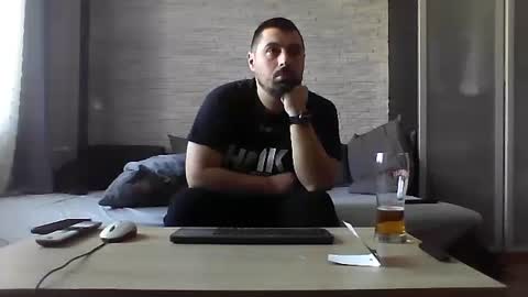 xfikusx44 online show from January 19, 12:37 pm