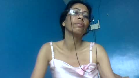 xhotskinny69x online show from July 19, 12:24 am