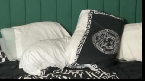 DJ Xhristian online show from December 19, 7:42 pm