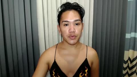 Snapshot of xhugejerkingtransx chatting on February 8, 7:04 am GWEN THOMPSON .......   online show from February 8, 7:04 am