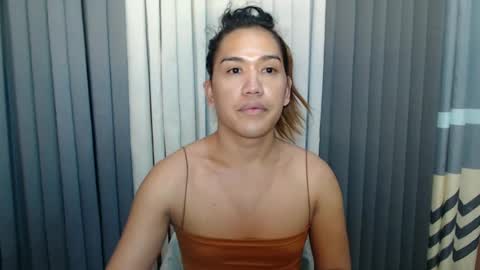 Snapshot of xhugejerkingtransx chatting on March 1, 6:46 am GWEN THOMPSON .......   online show from March 1, 6:46 am