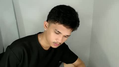 xiannx_44 online show from March 28, 11:55 am