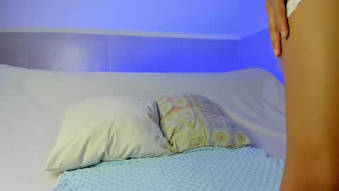 XIMENA  1 online show from March 8, 12:09 pm