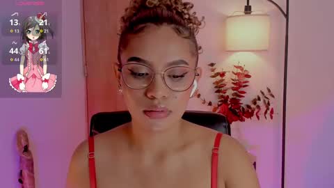 Snapshot of ximena_sotto1 chatting on September 9, 10:21 pm camila online show from September 9, 10:21 pm