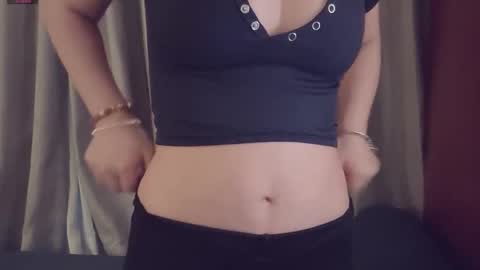 xinbao799322 online show from March 2, 4:46 pm