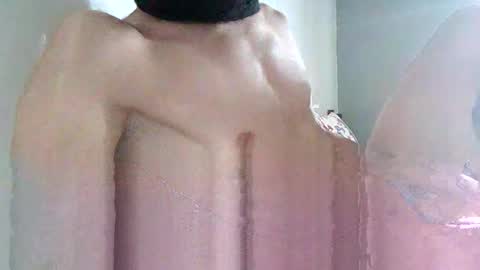 Snapshot of xineeddine chatting on October 20, 2:44 pm xineeddine online show from October 20, 2:44 pm
