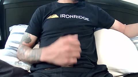 OmgItsSoFuckingBig online show from March 27, 11:39 pm