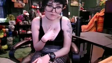 Pumpkaboo online show from February 21, 9:43 pm