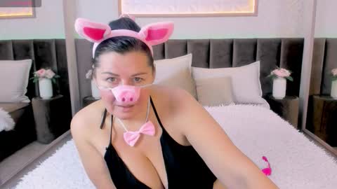 Linda online show from December 23, 6:30 am