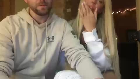 xoprincesspeachxo online show from October 11, 12:37 am