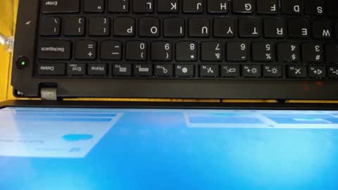 Xoxo online show from November 25, 7:40 am