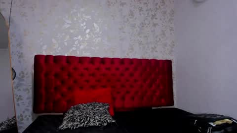 R A Y online show from April 18, 7:07 pm