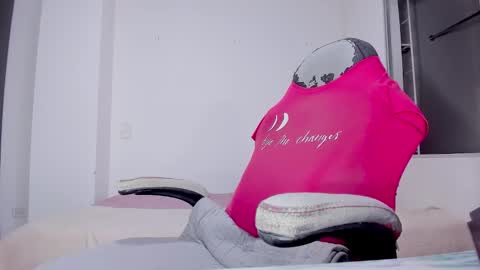 xtalianahotx online show from March 10, 2:27 am