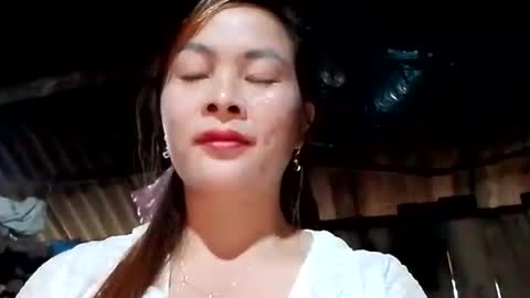 xuxulove00 online show from December 18, 12:50 am