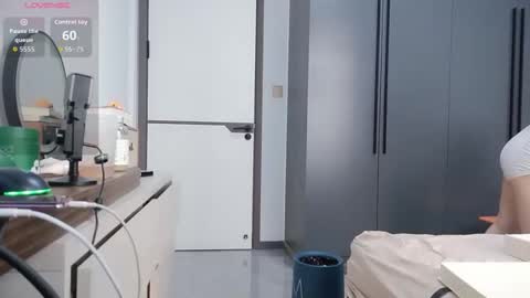 xuyihan online show from February 14, 6:16 am