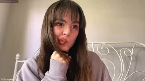 Lily online show from May 14, 12:25 pm