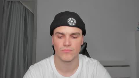 raul online show from February 22, 1:42 am