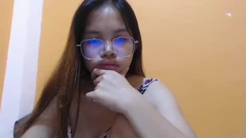 Snapshot of xxana_pinay_26xx chatting on March 5, 9:38 am xxana_pinay_26xx online show from March 5, 9:38 am