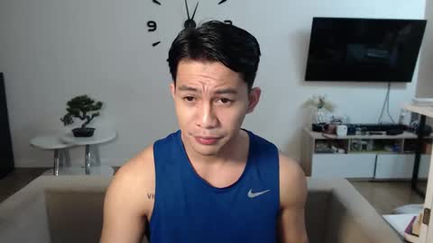 Sam online show from January 10, 8:15 pm