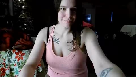 Snapshot of xxdana chatting on December 17, 10:22 pm Deezy online show from December 17, 10:22 pm