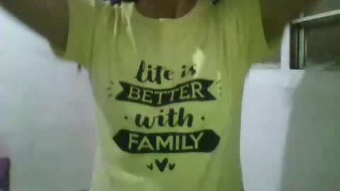 xxfergielisious online show from November 28, 1:07 pm