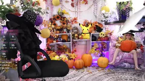 Haylee Marie  online show from October 26, 11:15 pm