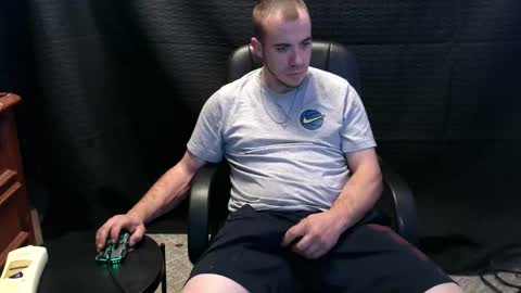 xxScubaStevexx online show from November 23, 10:02 am