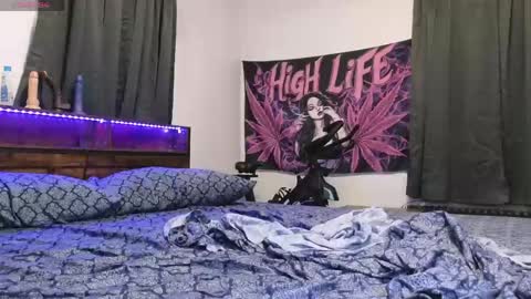 xxsexymami online show from April 2, 3:36 am