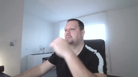 Eddi online show from January 20, 7:36 am