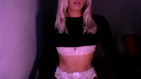 Chiara online show from May 24, 6:09 am