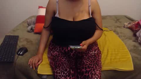 Ayanda online show from March 21, 2:55 pm