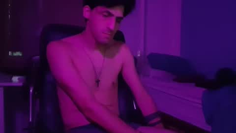 xxxfacu online show from January 19, 8:50 am