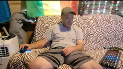 ScubaSteve online show from July 4, 3:05 pm