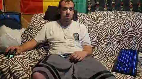 ScubaSteve online show from June 11, 10:57 am