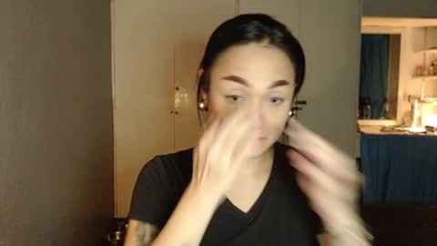 Melissa online show from March 2, 10:55 am