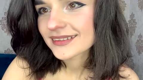 xxxstacyyy online show from December 18, 4:57 pm