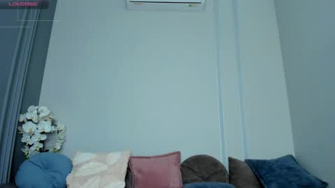 xxxx13xxxx online show from May 3, 5:19 pm