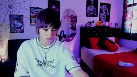 xzerox_ online show from February 10, 7:39 pm