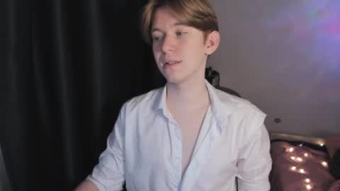 y0ursteve online show from December 1, 6:11 am