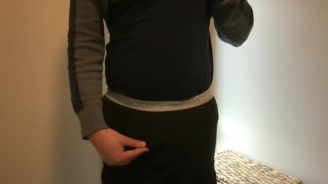 y964094 online show from May 10, 3:51 pm