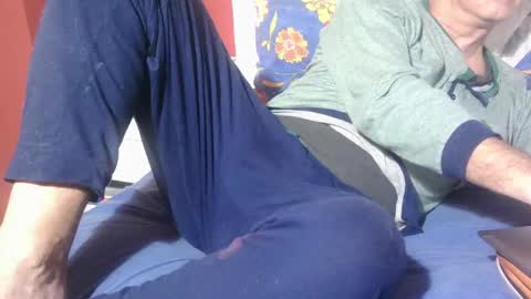 grillino online show from April 15, 1:09 am