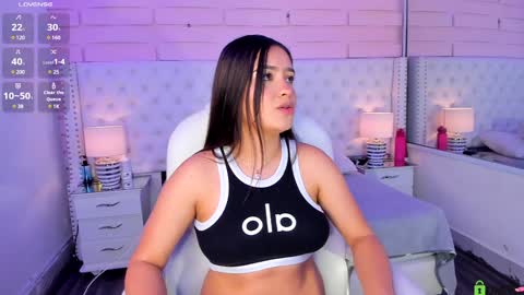 Yakeline online show from January 16, 2:30 pm