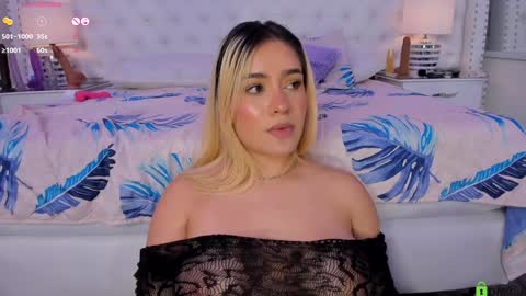 Yakeline online show from December 13, 4:33 am