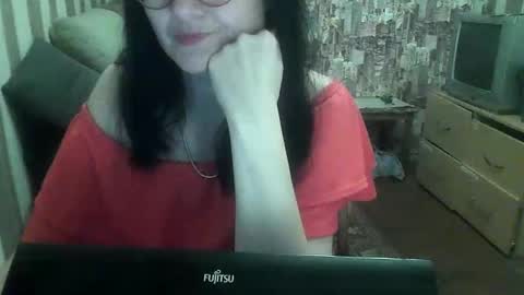 yanafiesta online show from November 14, 5:04 pm