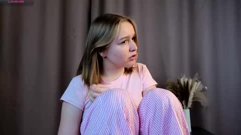 Kate online show from October 8, 1:06 pm