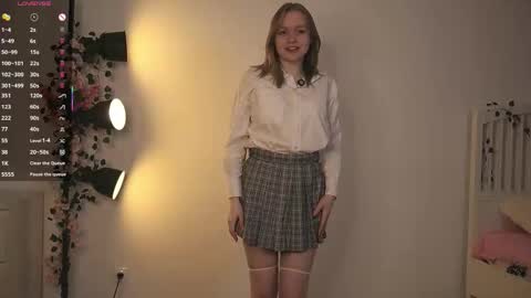 Kate online show from March 6, 2:27 pm